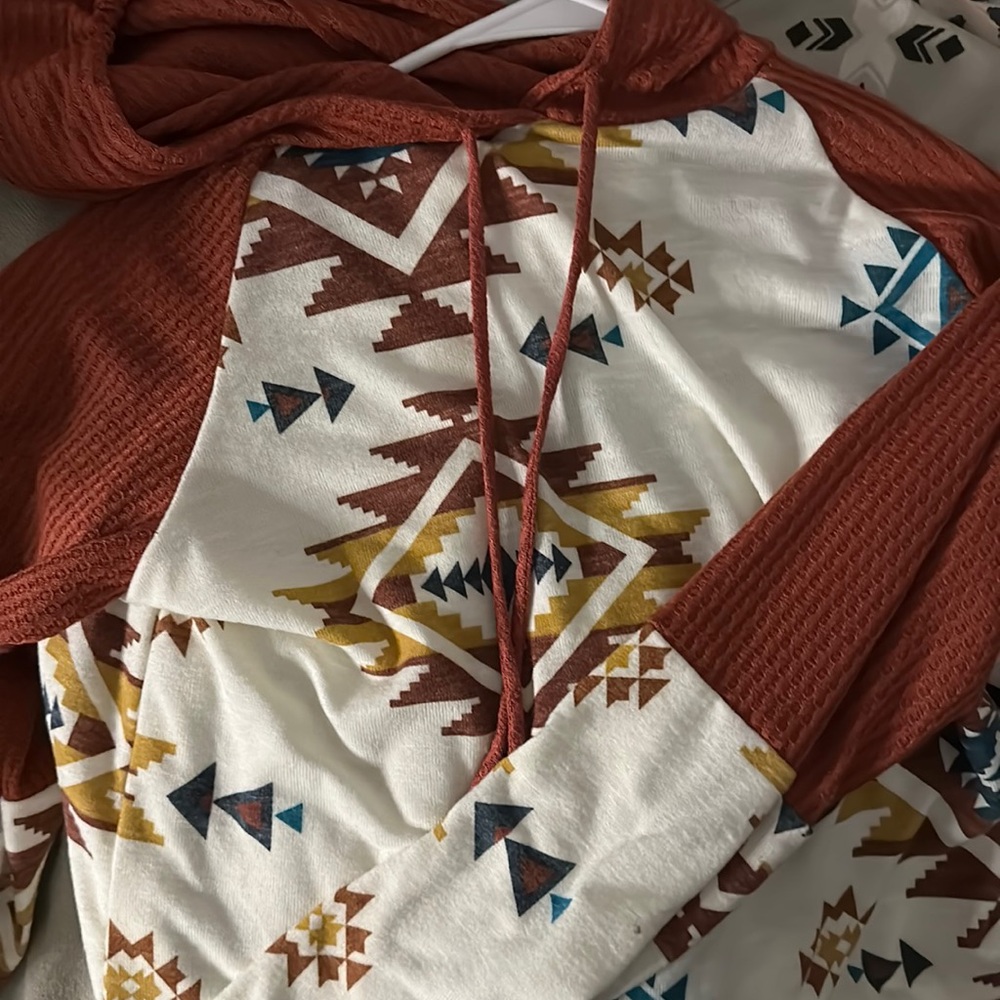 lovely melody hooded aztec print top